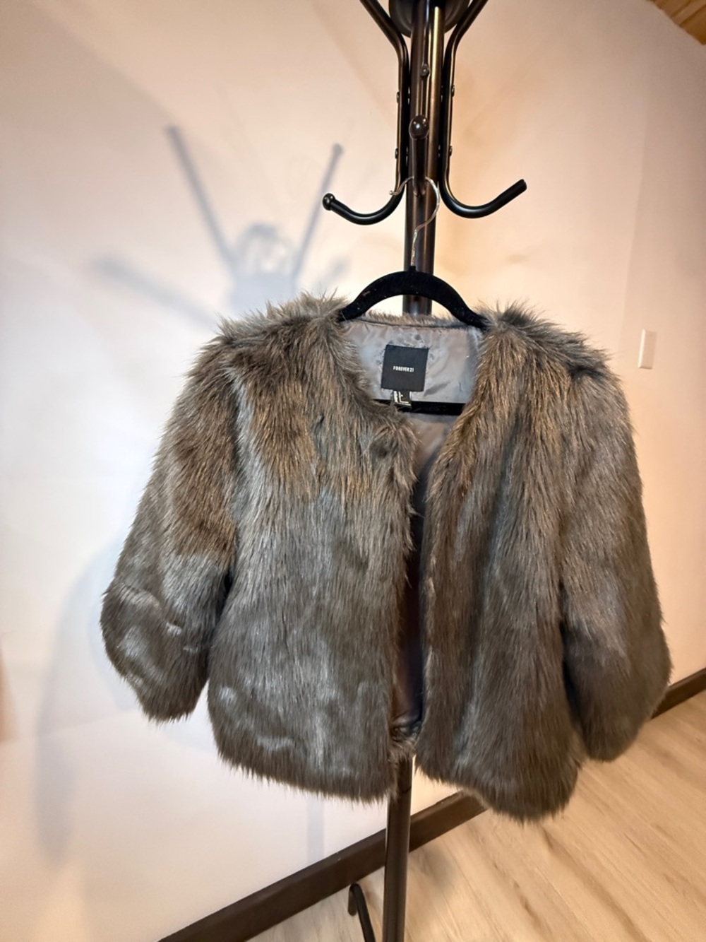 ‼️SOLD‼️Forever 21 Gray Faux Fur Teddy Jacket - Picture 2 of 6